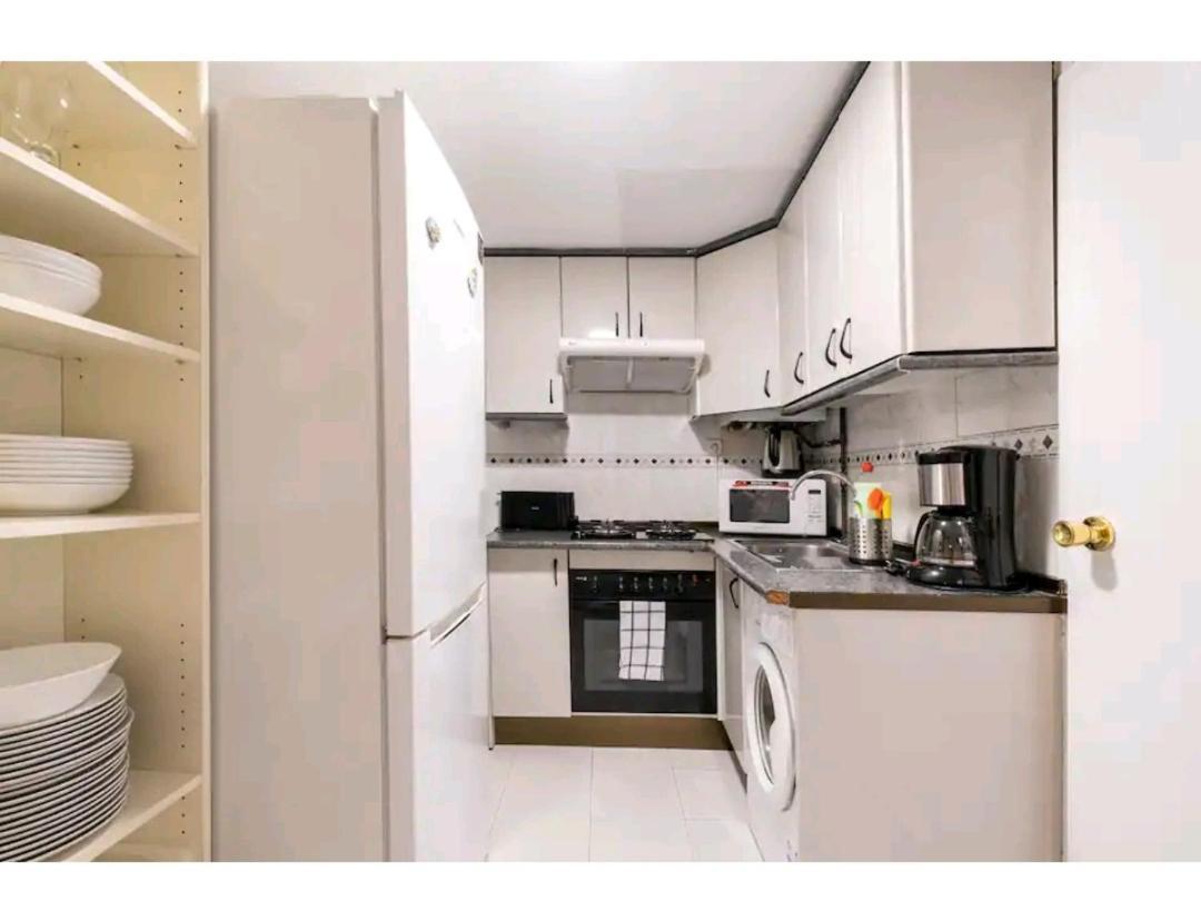 Apartamento En El Centro De Мадрид Екстериор снимка